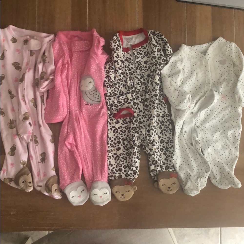4 newborn carters sleepers